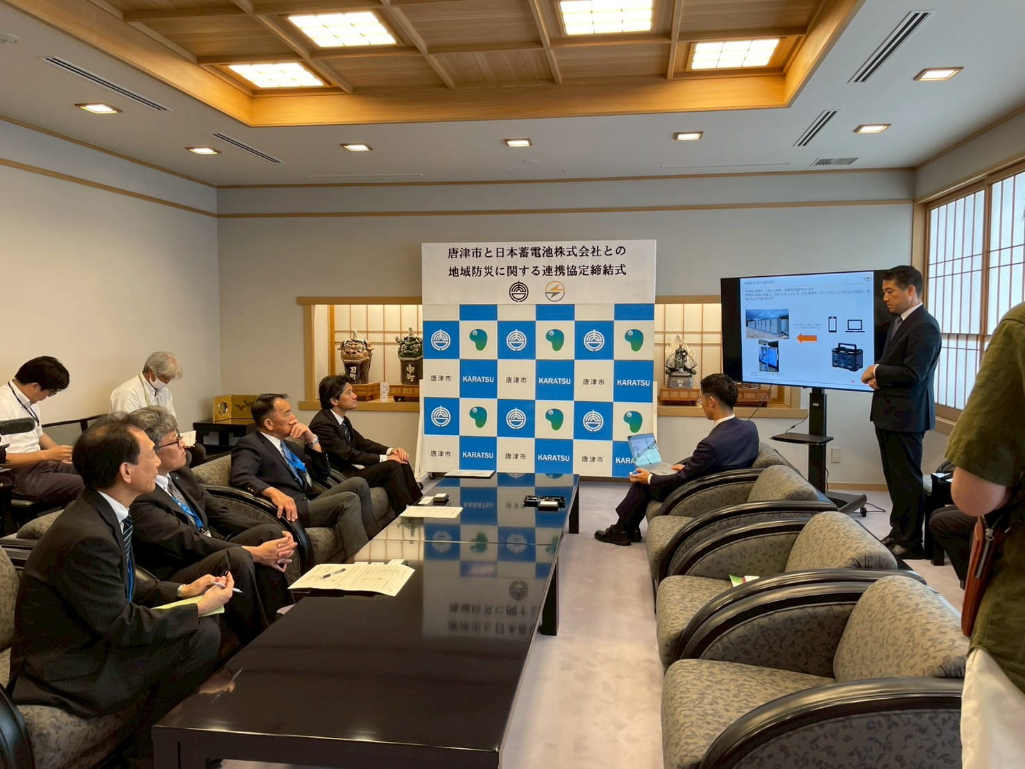 写真03:唐津市と防災協定を締結
