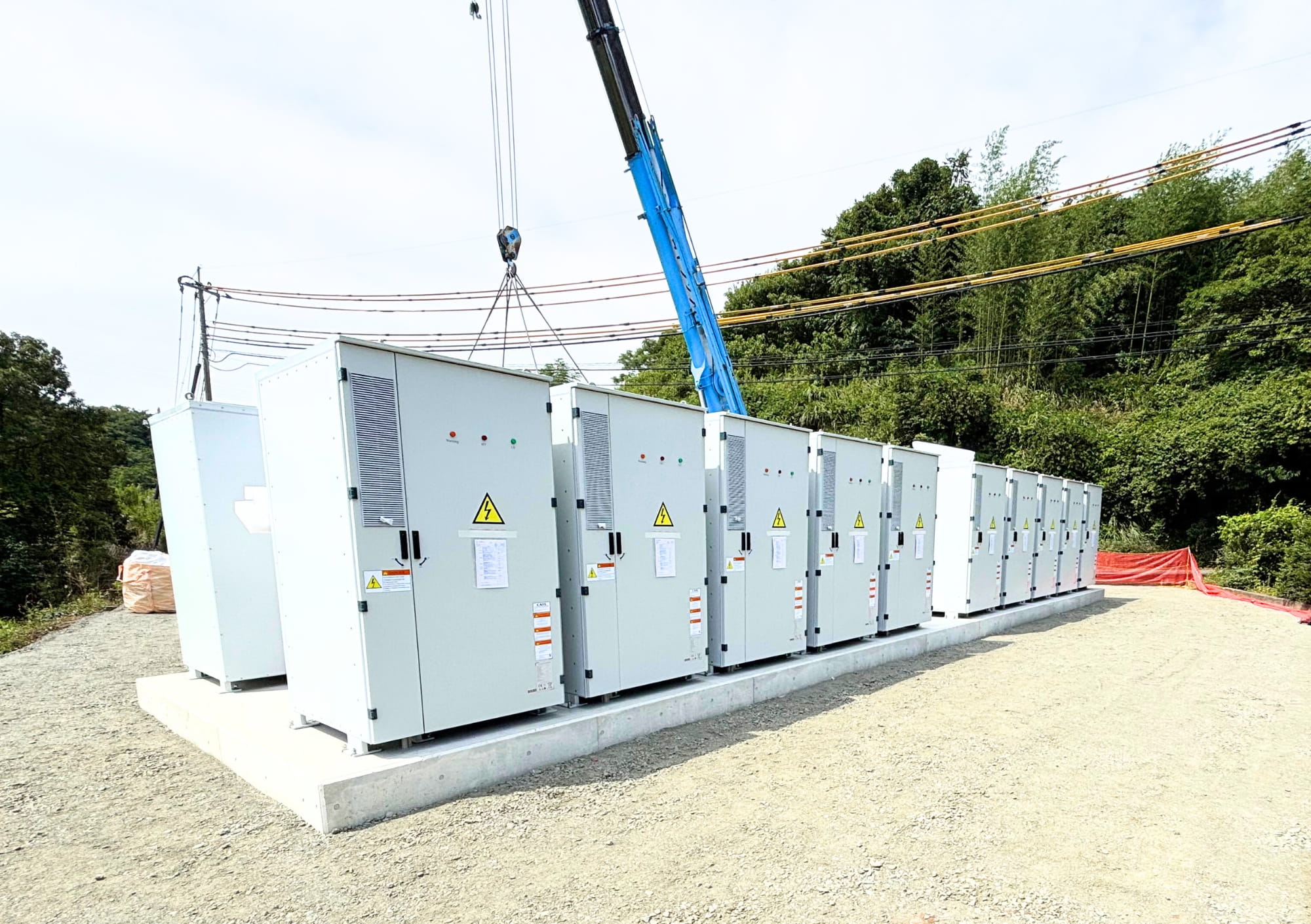 写真：NC玉名市青野蓄電所　設置の様子