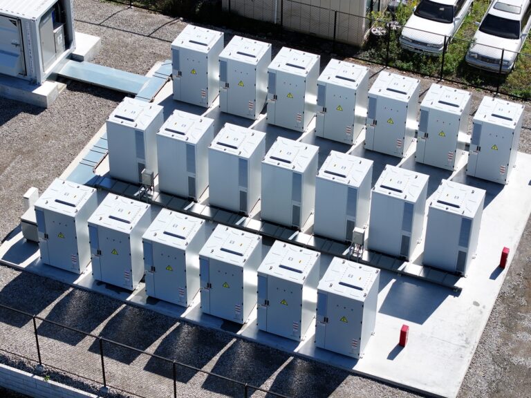 写真：岐阜県羽島市足近町にて系統用蓄電施設「NC羽島市足近町蓄電所」需給調整市場への運用開始